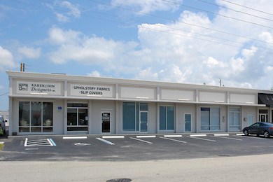 Oakland, FL mixed use